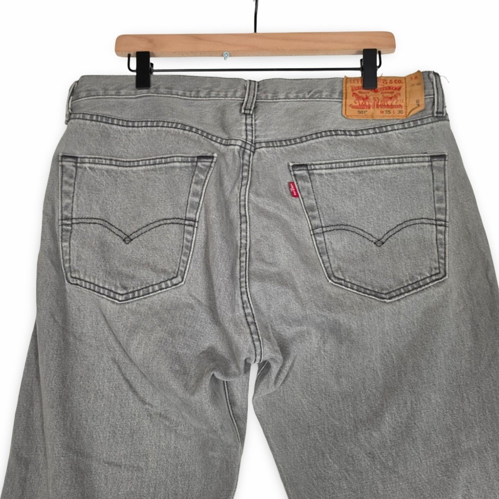 Levis 501 Button Fly Jeans Mens 35x30 Gray Stretch Denim Straight Leg Pants Y2K - Picture 4 of 14